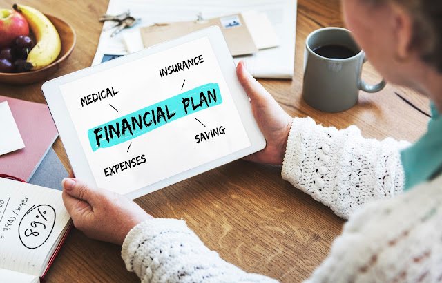 Financial Planning for Entrepreneurs: Managing Irregular Income and Exit Strategies